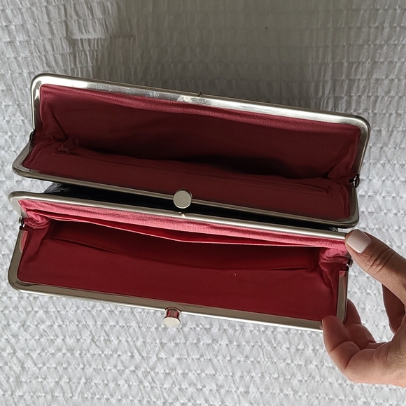 Hobo clutch - Picture 3 of 7